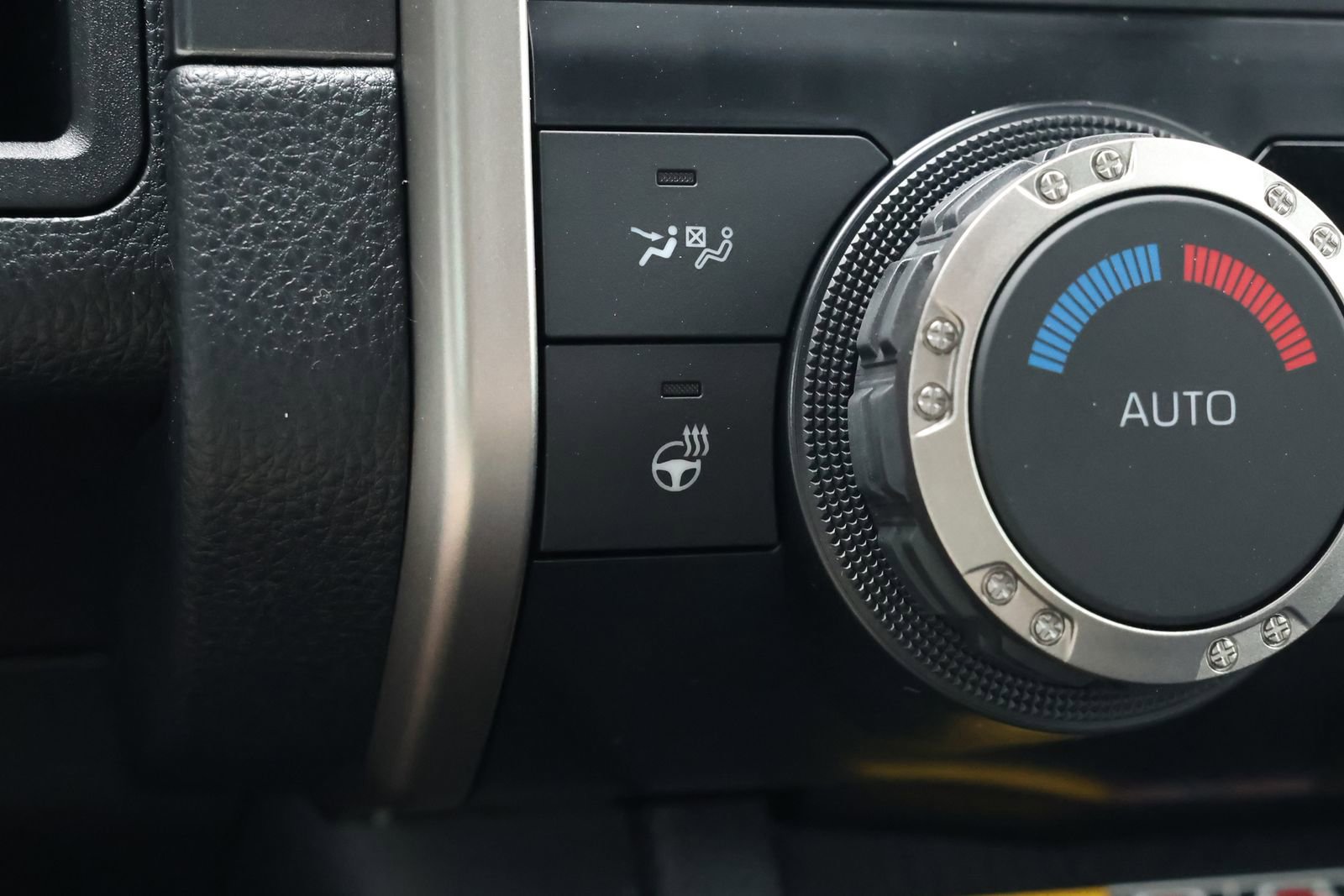 New 2026 Toyota 4Runner TRD Off-Road Premium AWD/4WD image 3