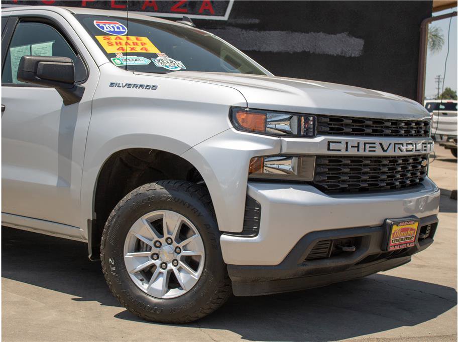 Used 2022 Chevrolet Silverado 1500 Custom image 5