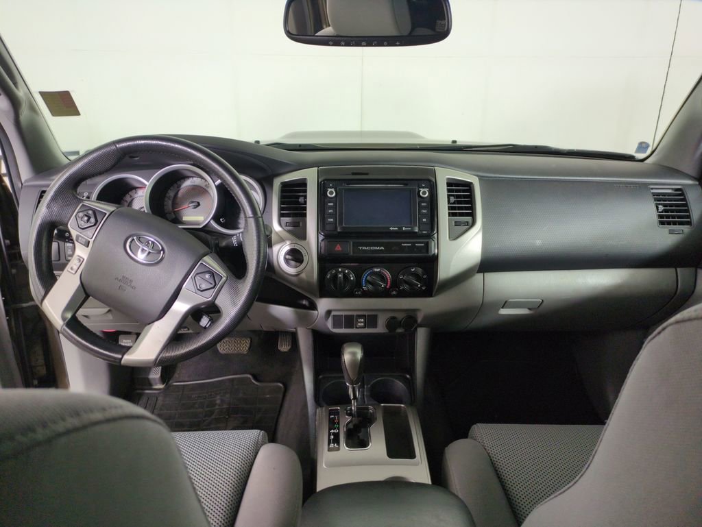 Used 2015 Toyota Tacoma 4x4 Access Cab V6 image 15