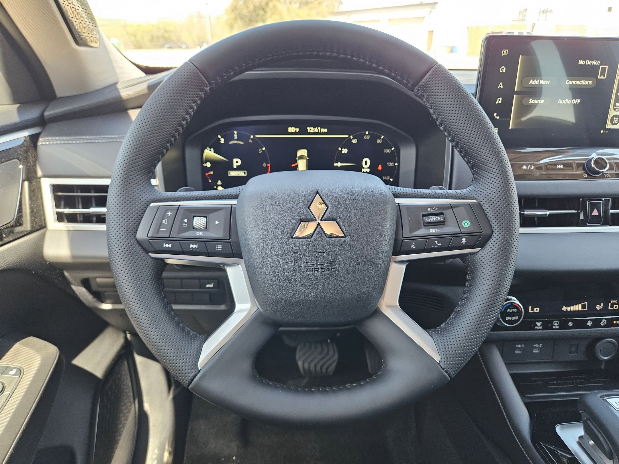 New 2026 Mitsubishi Outlander FWD image 18