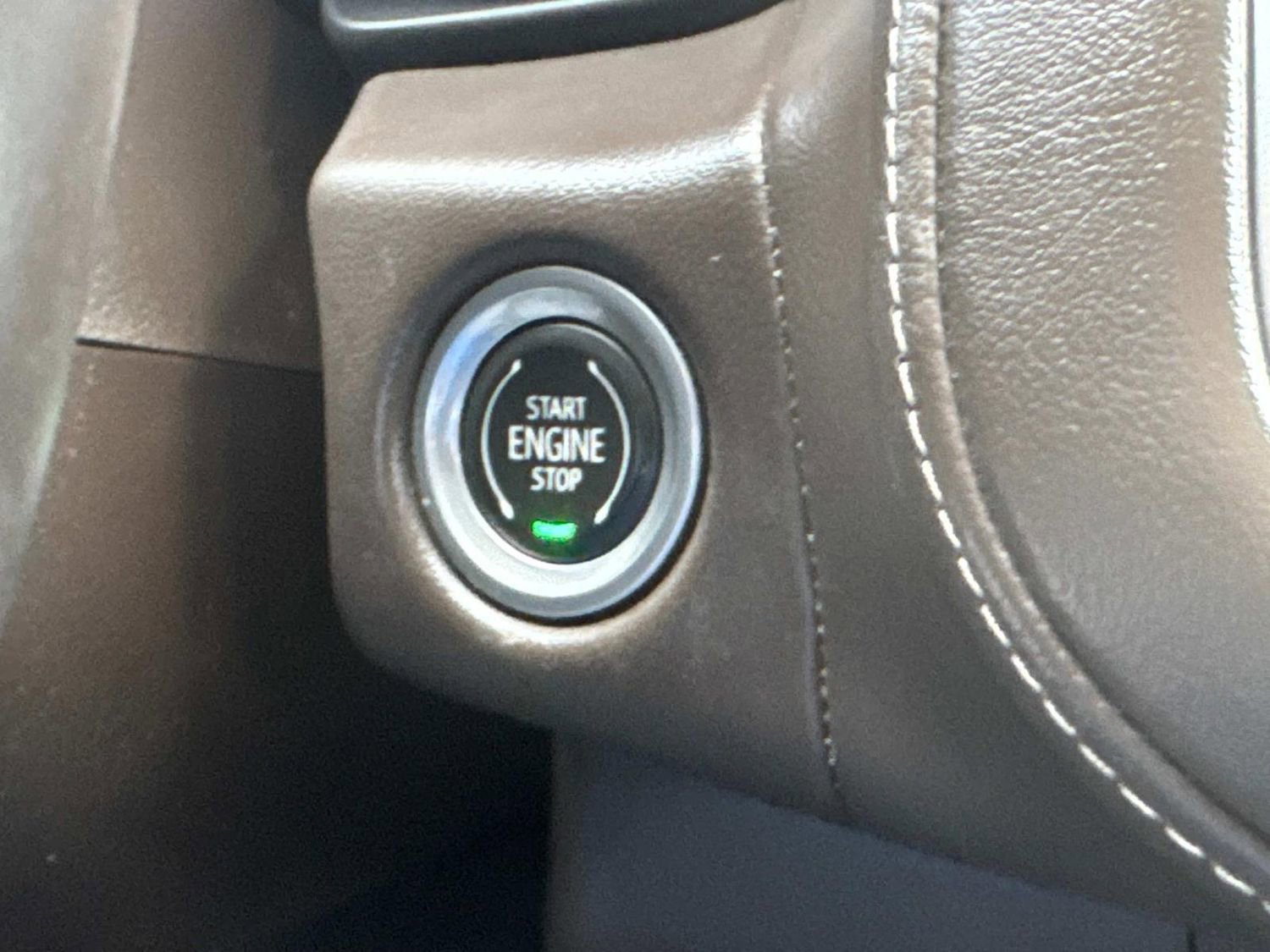 Used 2022 Chevrolet Tahoe LT w/ LT Signature Package image 40