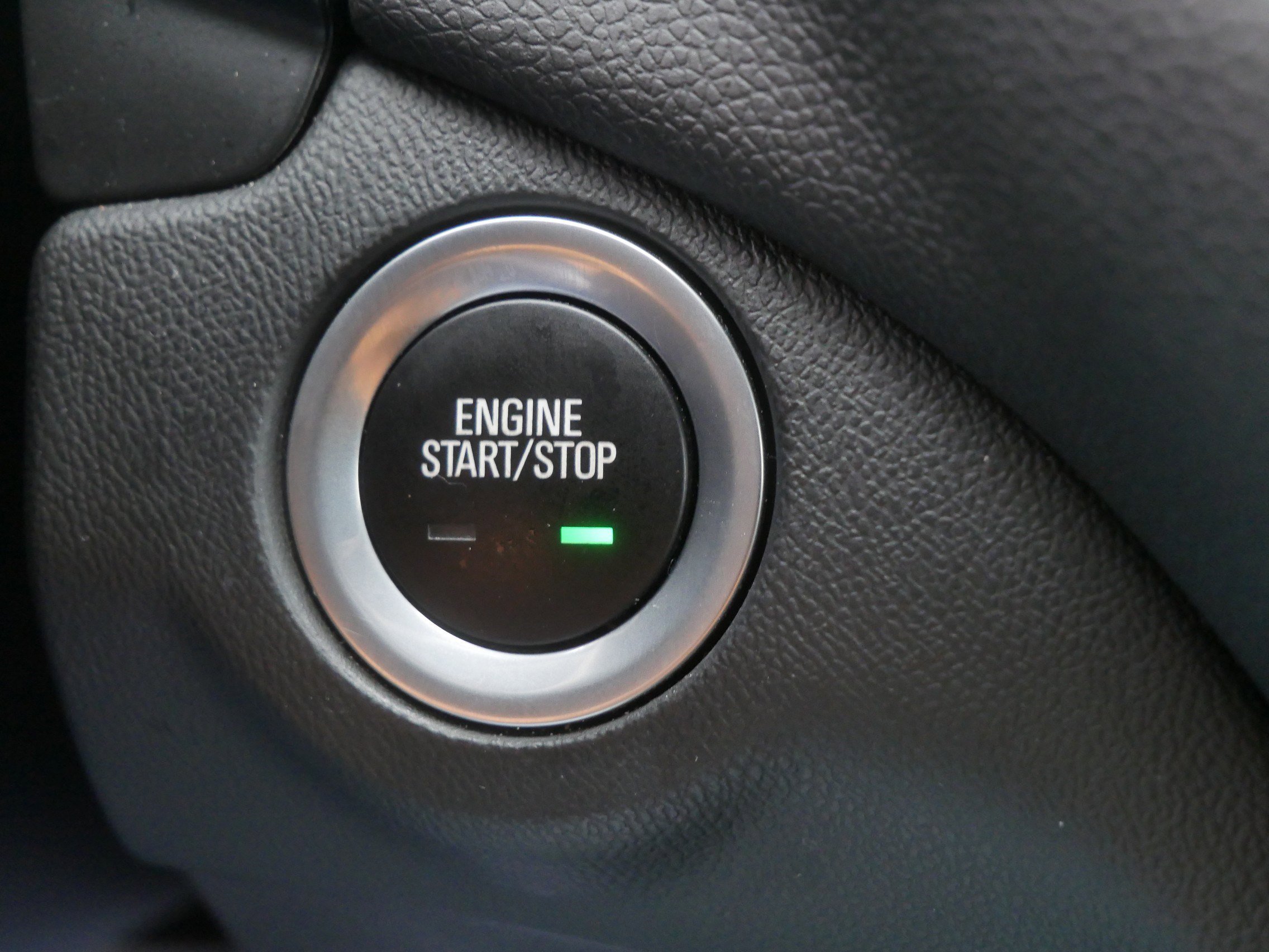 Used 2020 Chevrolet Equinox LT image 27