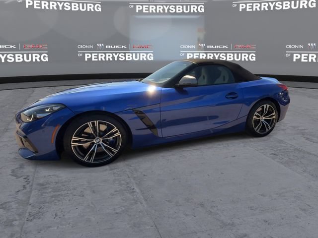 Used 2024 BMW Z4 M40i w/ Premium Package RWD image 4