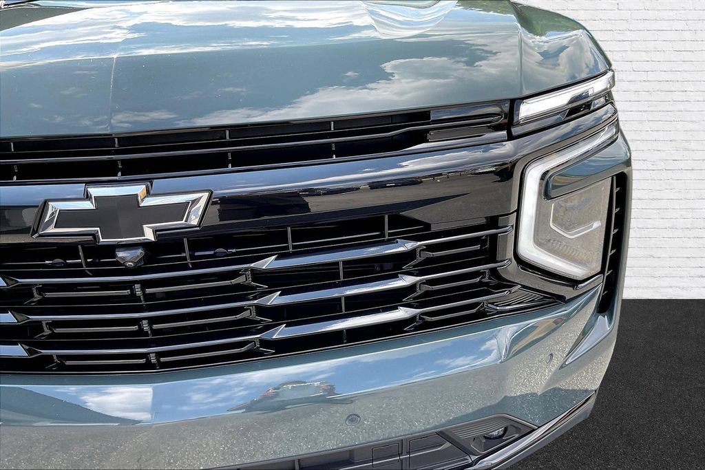 Used 2025 Chevrolet Tahoe RST w/ Comfort Package AWD/4WD image 32