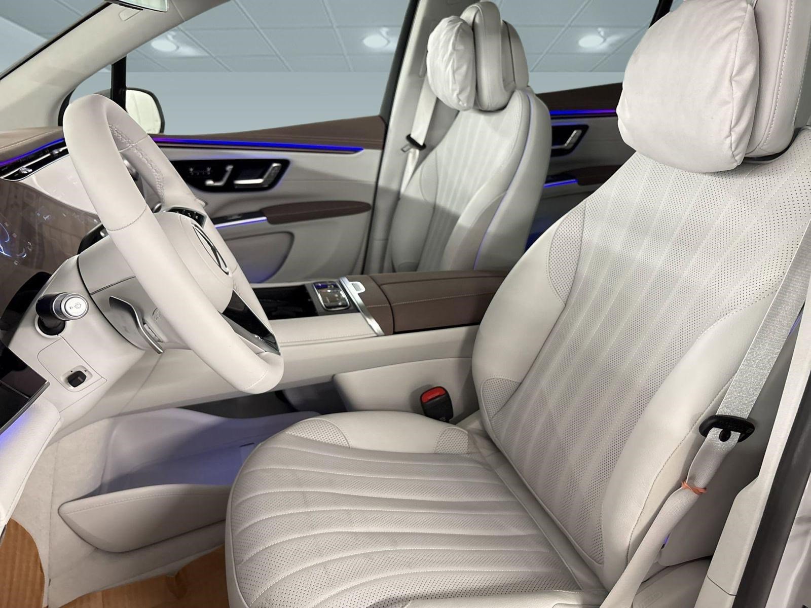 New 2026 Mercedes-Benz EQS 400 4MATIC SUV image 5