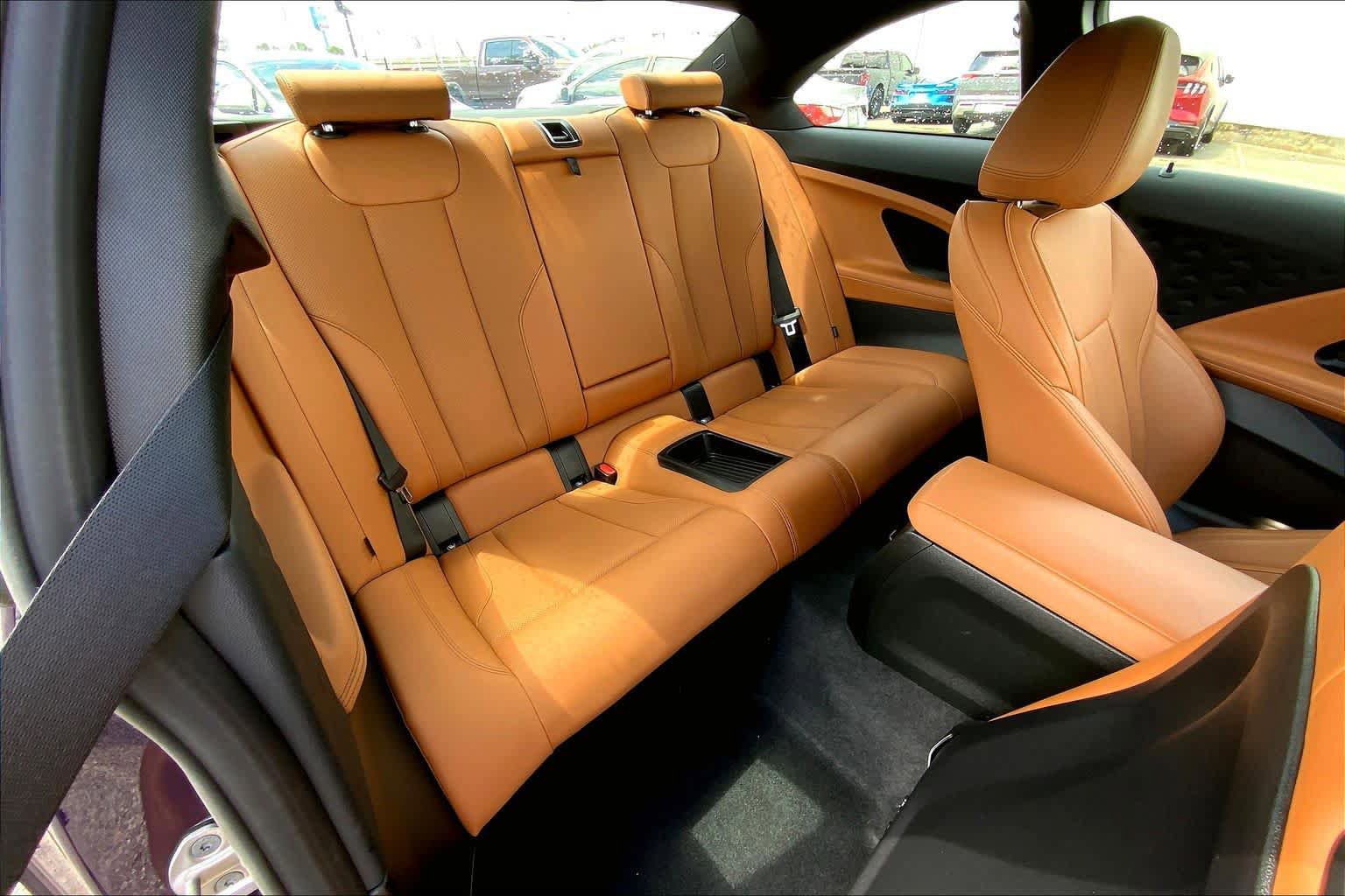 Used 2023 BMW 230i Coupe w/ Convenience Package RWD image 20