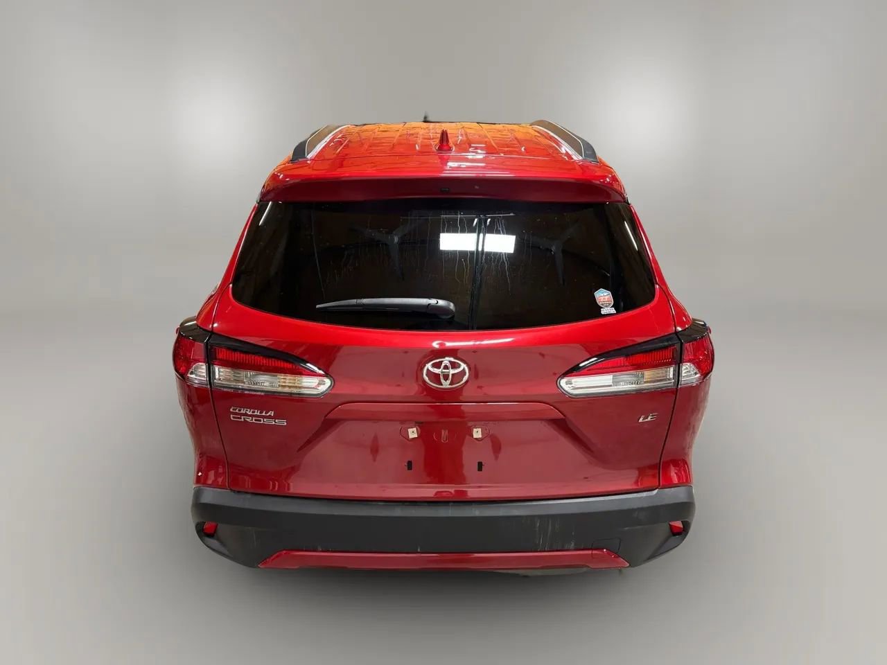 Used 2024 Toyota Corolla Cross LE image 6