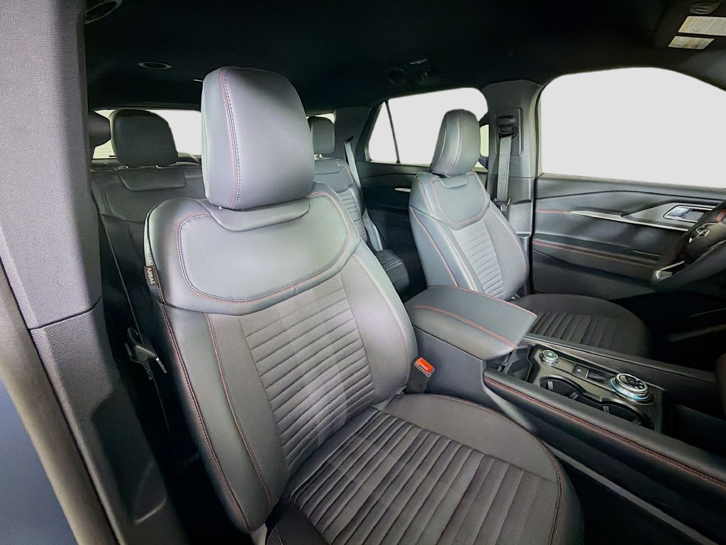 New 2026 Ford Explorer ST-Line RWD image 30