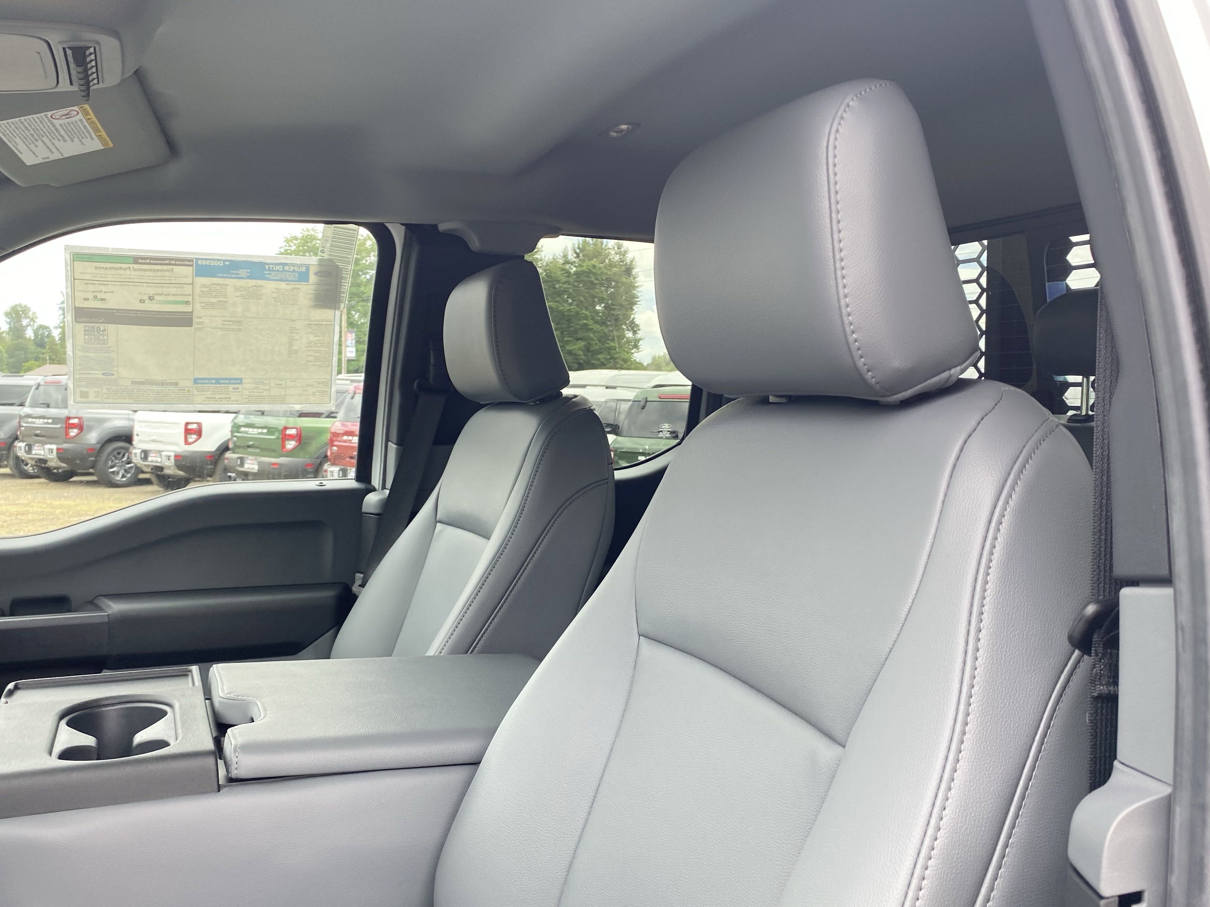 New 2025 Ford F350 XL w/ XL Chrome Package image 19