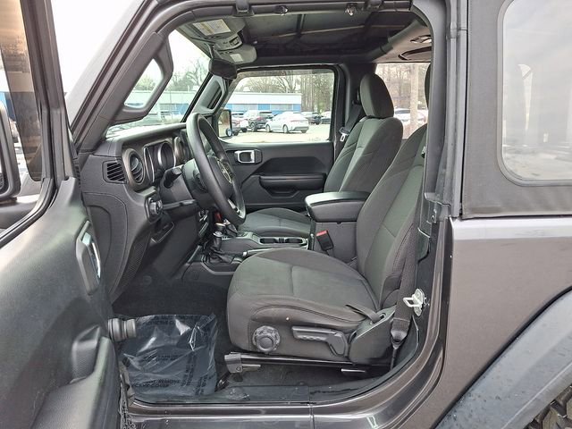 Used 2018 Jeep Wrangler Sport image 15