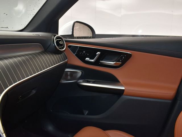 Used 2023 Mercedes-Benz GLC 300 4MATIC image 19