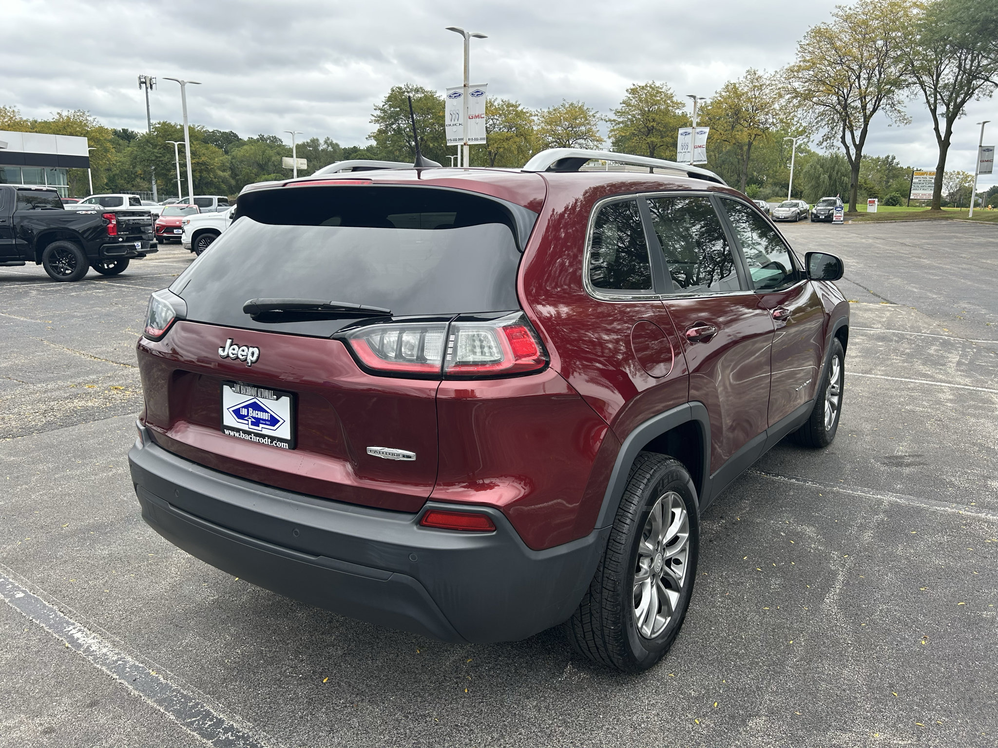 Used 2019 Jeep Cherokee Latitude Plus w/ Comfort/Convenience Group FWD image 7