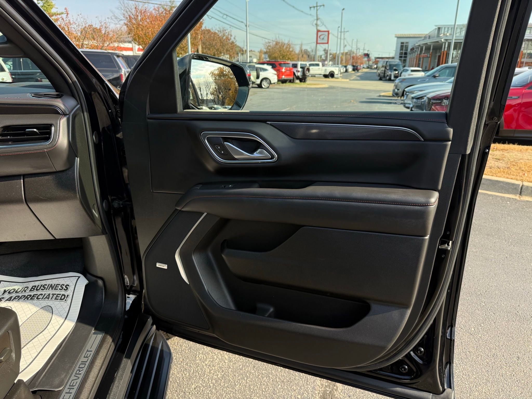 Used 2022 Chevrolet Tahoe RST w/ Luxury Package image 16