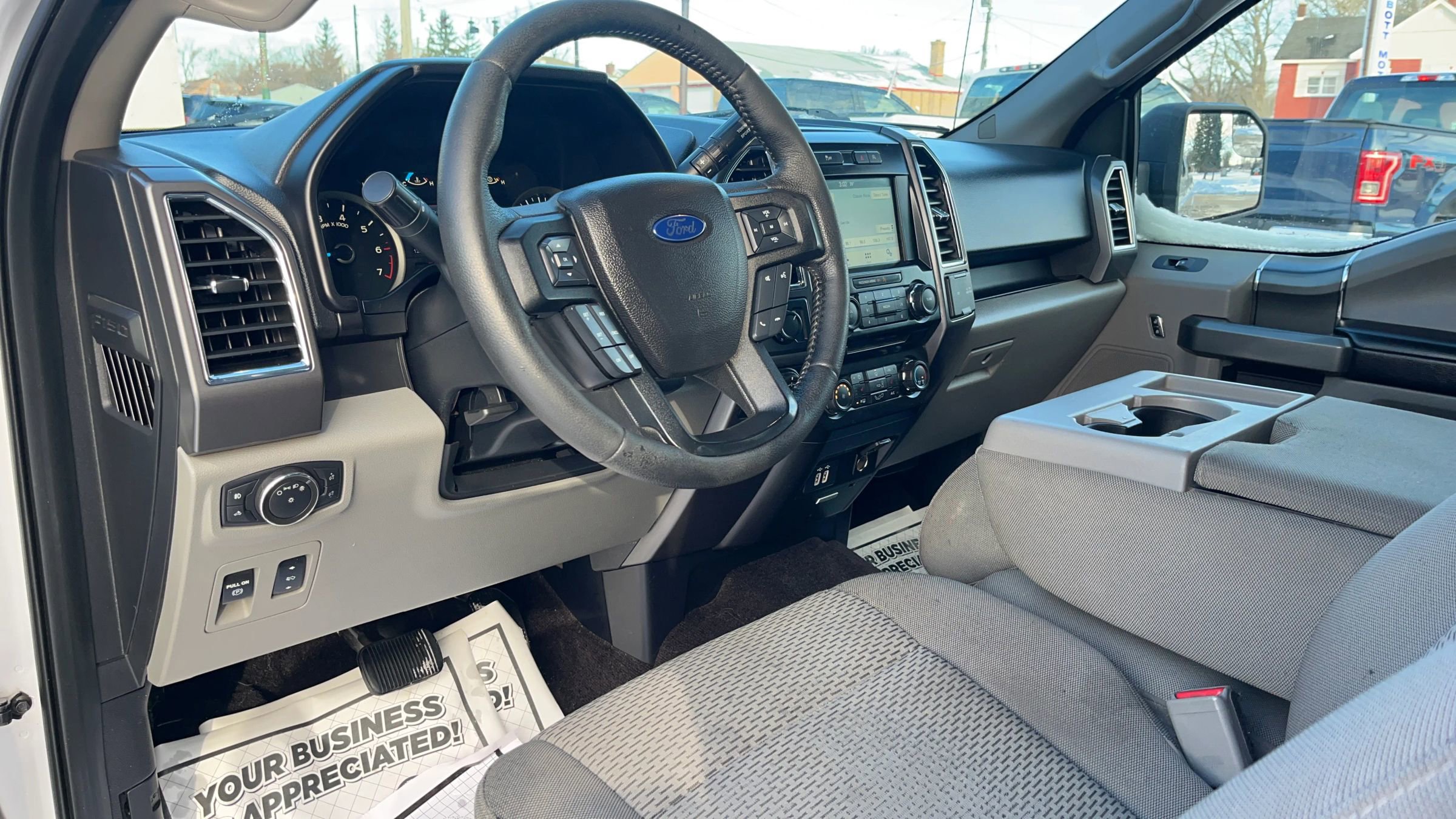Used 2016 Ford F150 XLT w/ Equipment Group 302A Luxury image 2