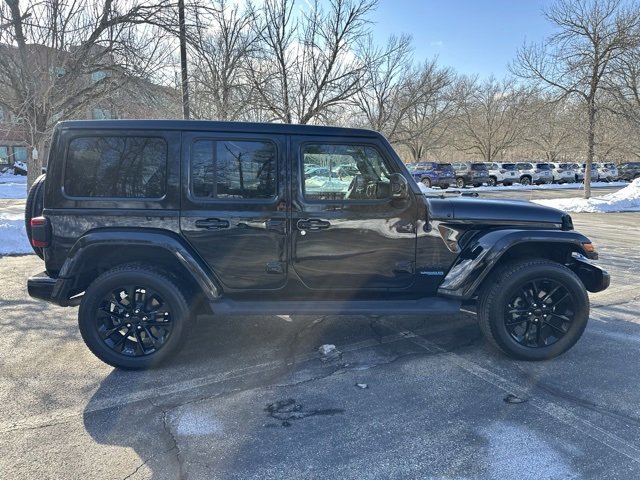 Used 2021 Jeep Wrangler Unlimited Sahara image 4