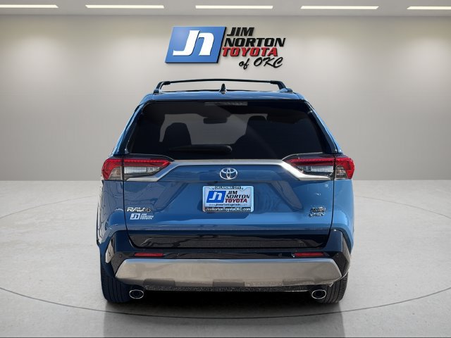 Used 2025 Toyota RAV4 XSE AWD/4WD image 6