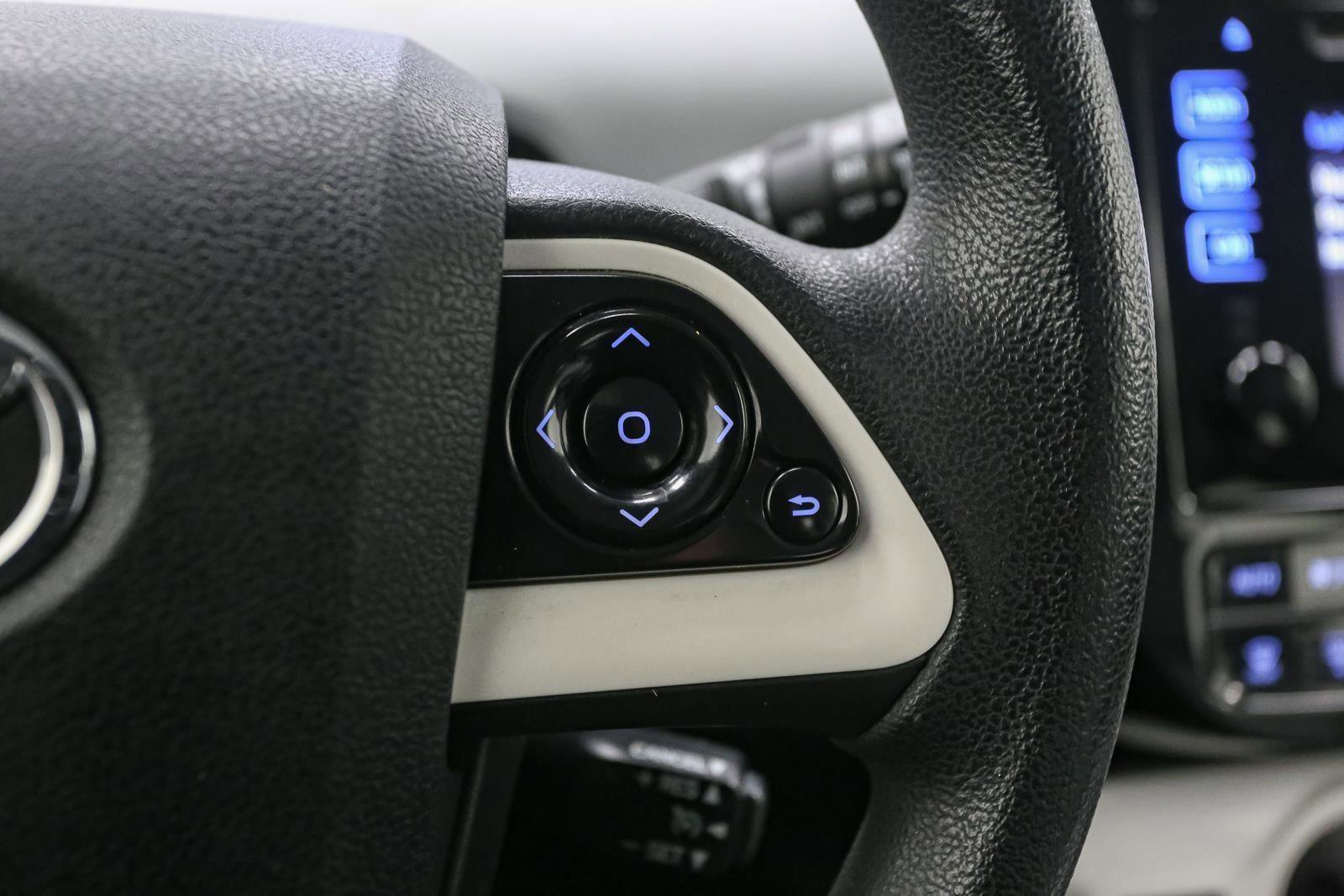 Used 2016 Toyota Prius Two FWD image 34