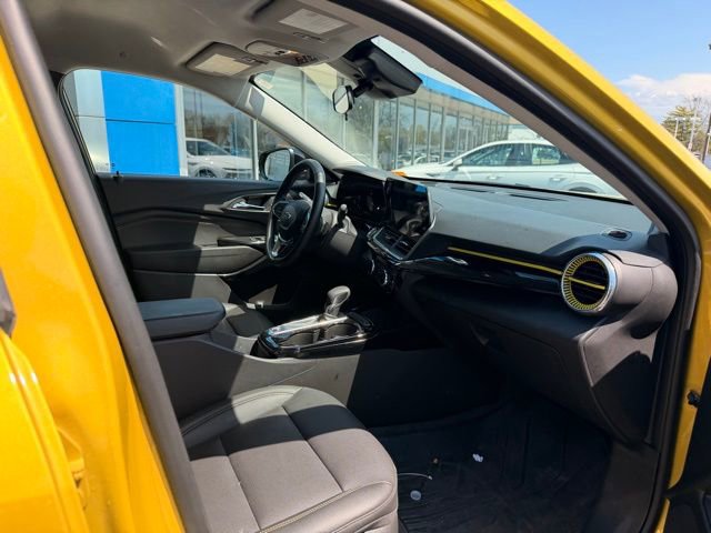 Certified 2024 Chevrolet Trax ACTIV w/ Driver Confidence Package FWD image 21