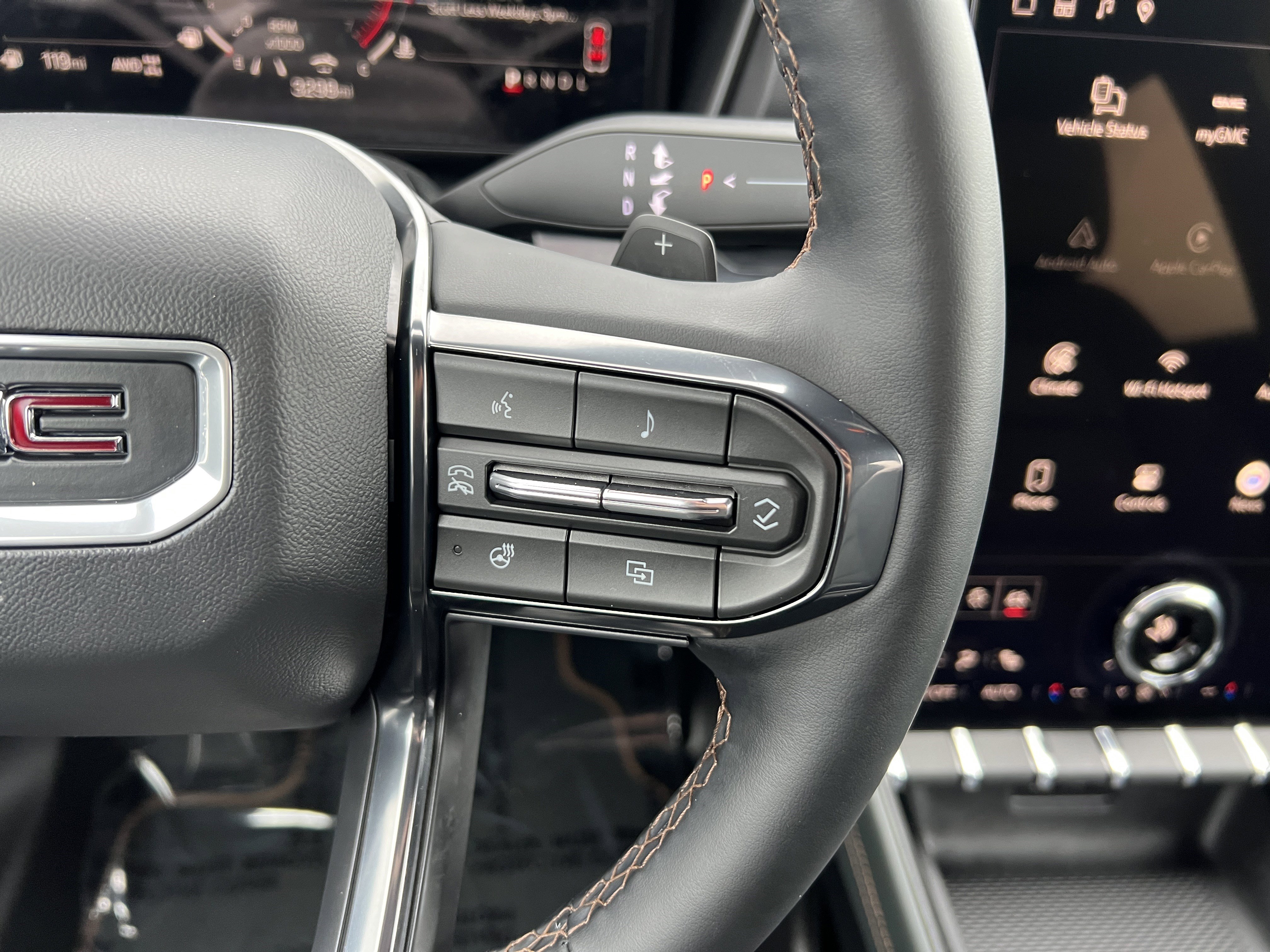 Used 2026 GMC Terrain AT4 image 29