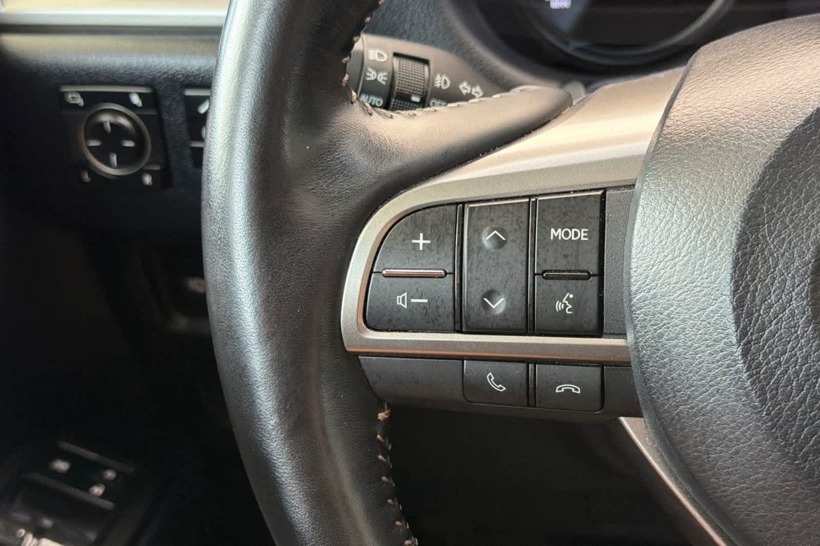 Certified 2022 Lexus GX 460 Premium w/ Premium Plus Package AWD/4WD image 27