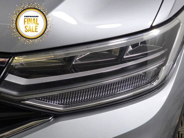 Used 2024 Volkswagen Tiguan SE R-Line image 12