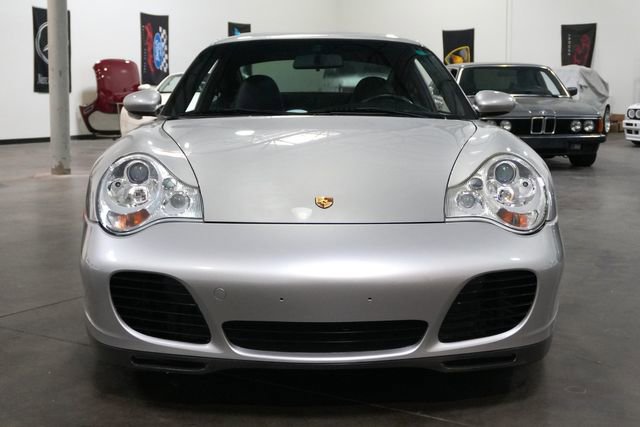 Used 2004 Porsche 911 Carrera RWD image 3