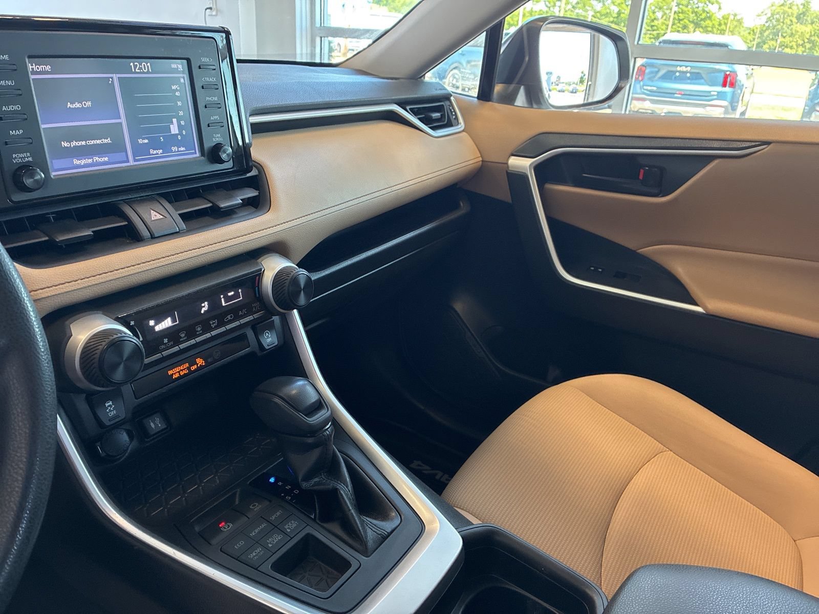 Used 2019 Toyota RAV4 LE w/ All Weather Liner Package AWD/4WD image 21