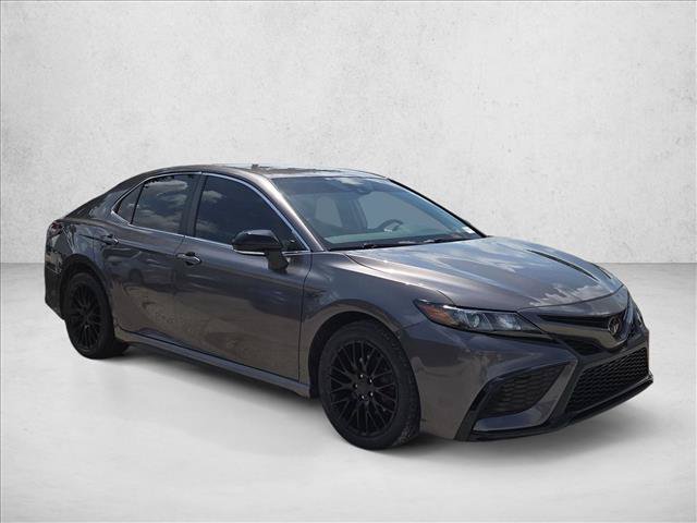 Used 2024 Toyota Camry SE FWD image 3