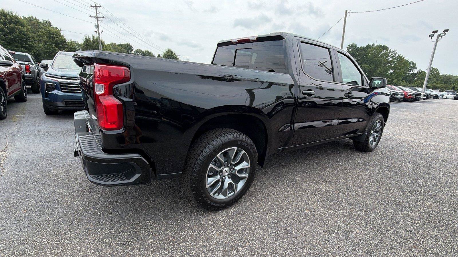 New 2026 Chevrolet Silverado 1500 RST AWD/4WD image 8