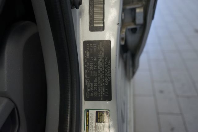 Used 2005 Hyundai Elantra GLS FWD image 19
