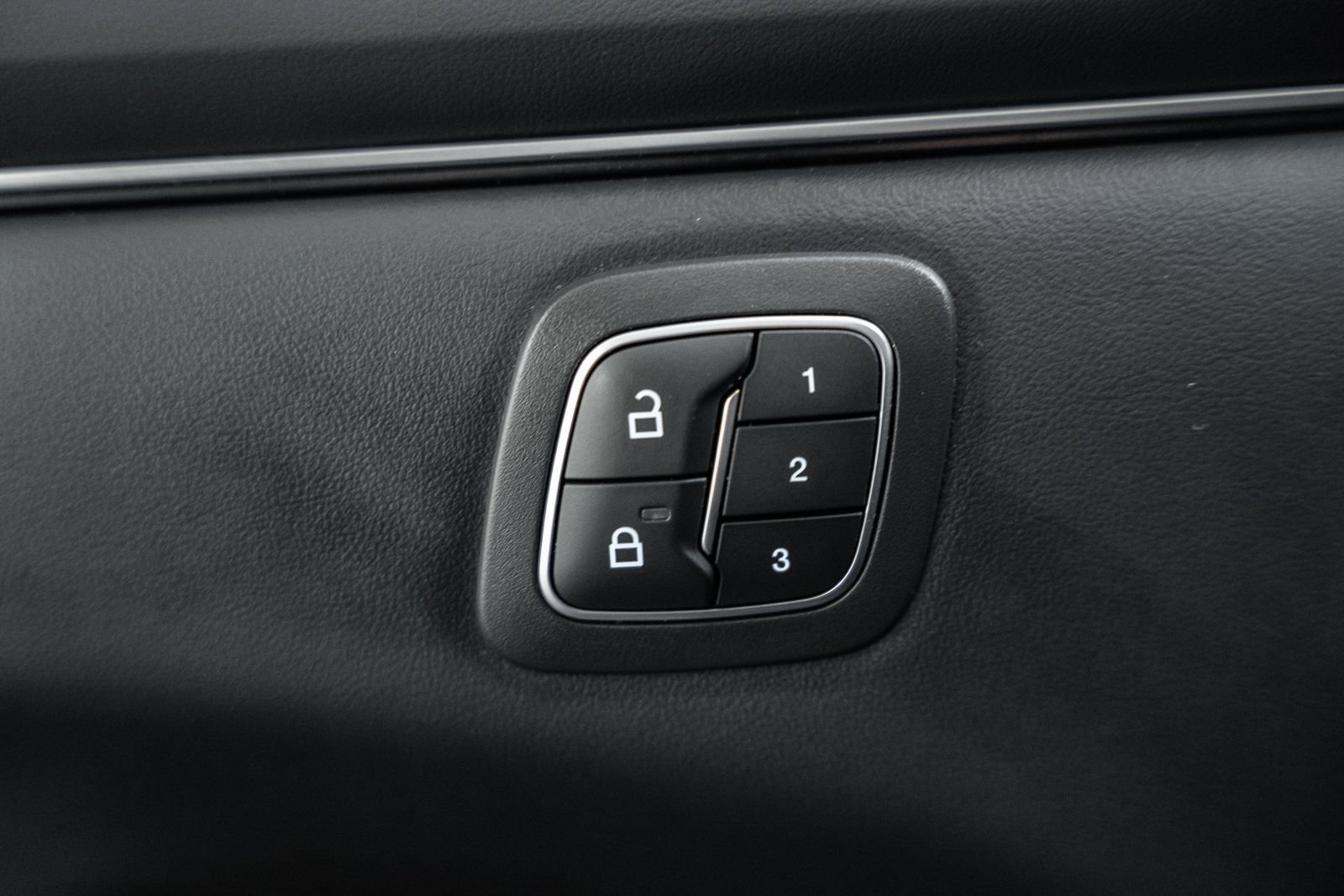 Used 2021 Ford Mustang Mach-E Select w/ Comfort/Technology Package image 40