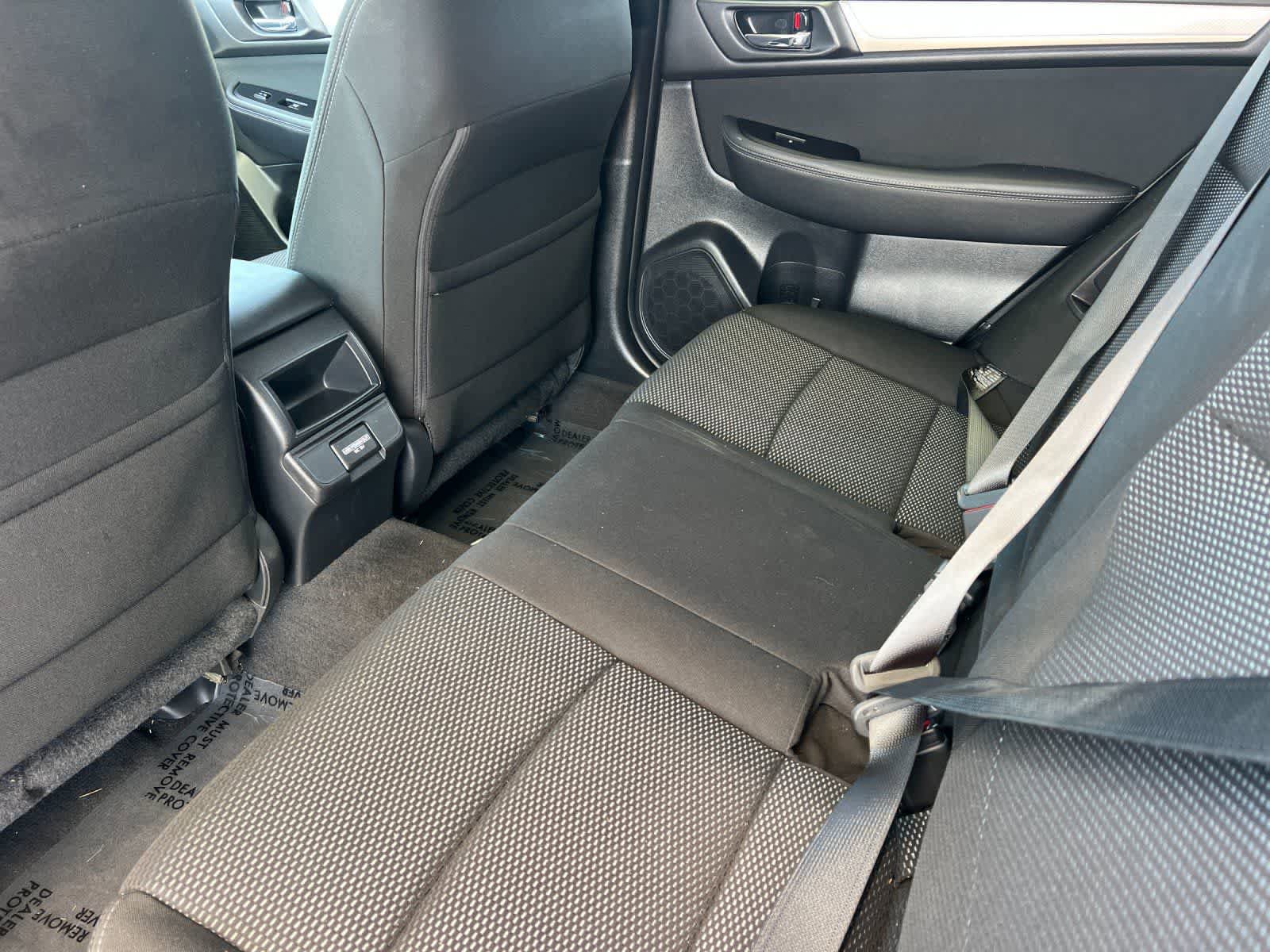 Used 2018 Subaru Outback 2.5i Premium AWD/4WD image 5