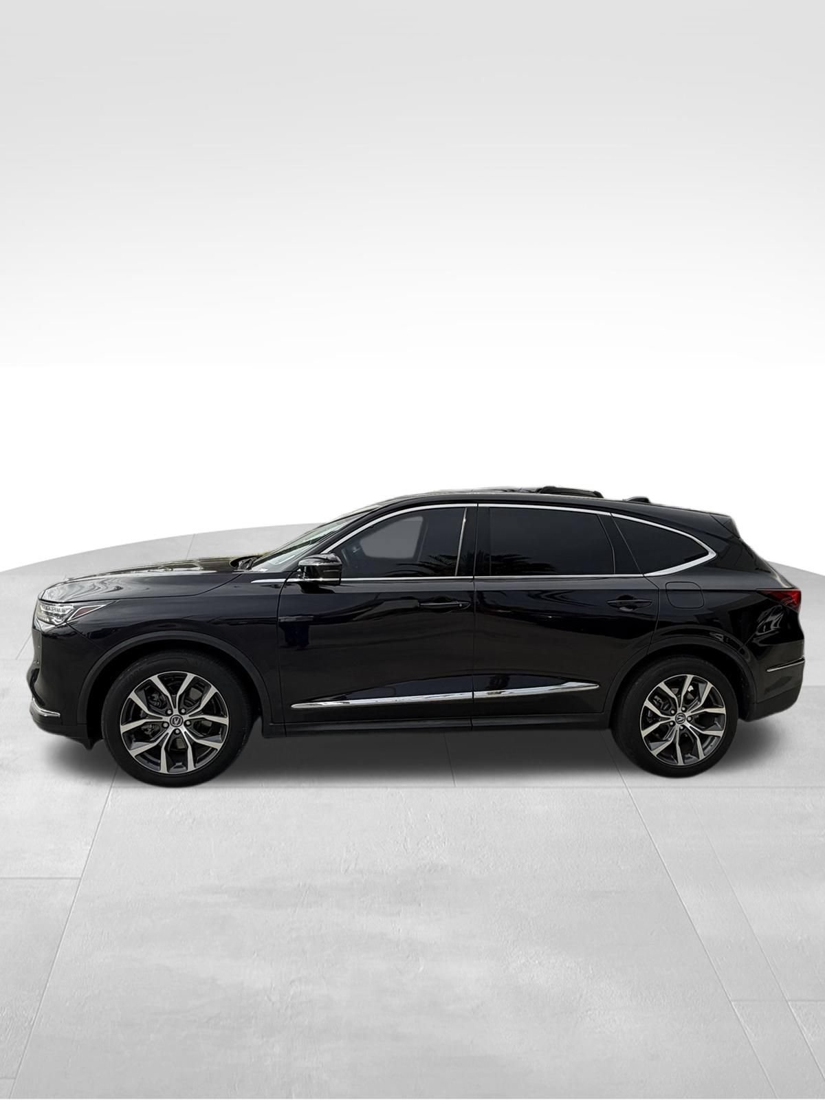 Used 2024 Acura MDX SH-AWD w/ Technology Package image 3