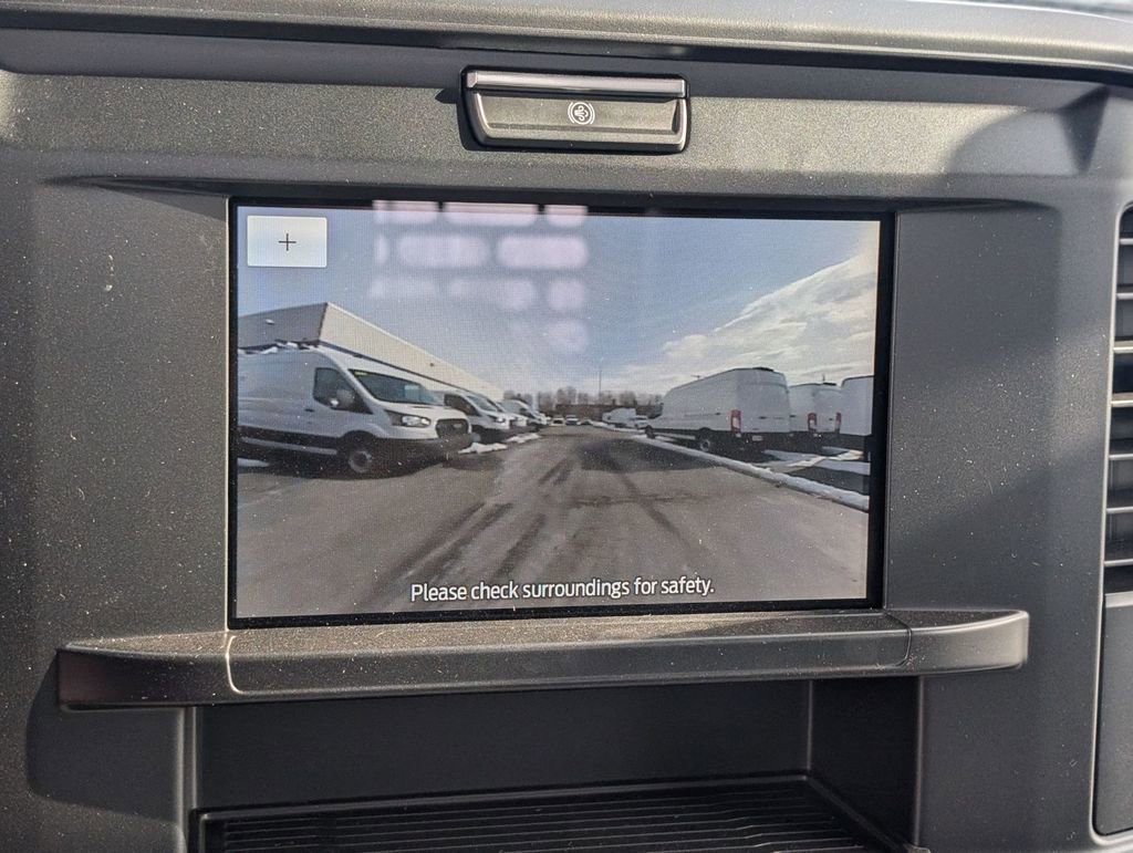 New 2025 Ford F550 4x4 Regular Cab Super Duty image 3