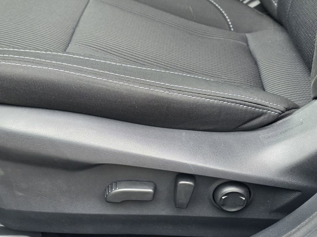 Used 2020 Subaru Legacy Premium image 6