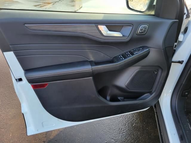 New 2026 Ford Escape Platinum w/ Premium Technology Package image 21