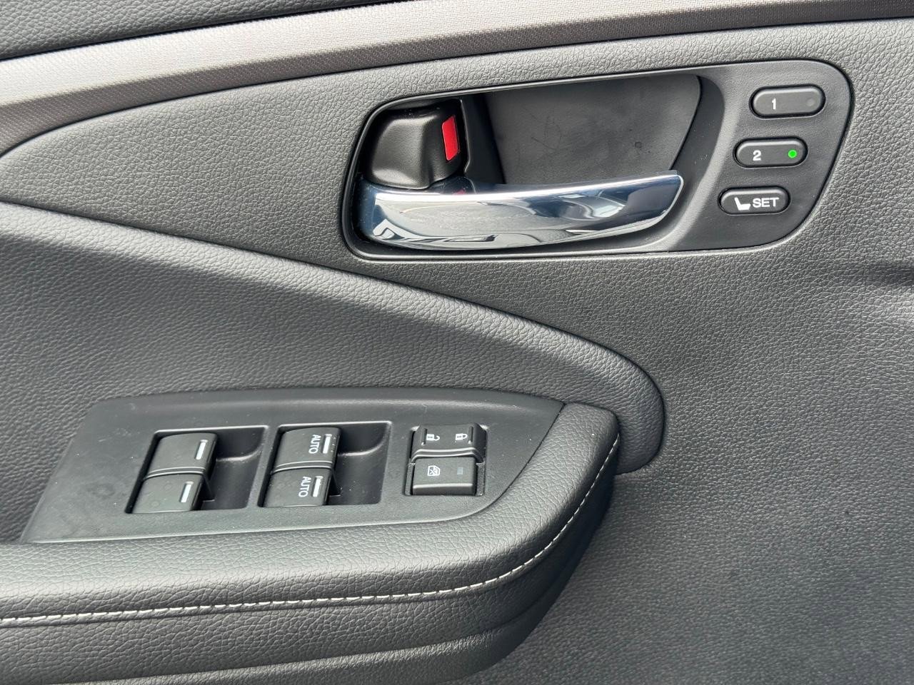 Certified 2025 Honda Ridgeline RTL image 25