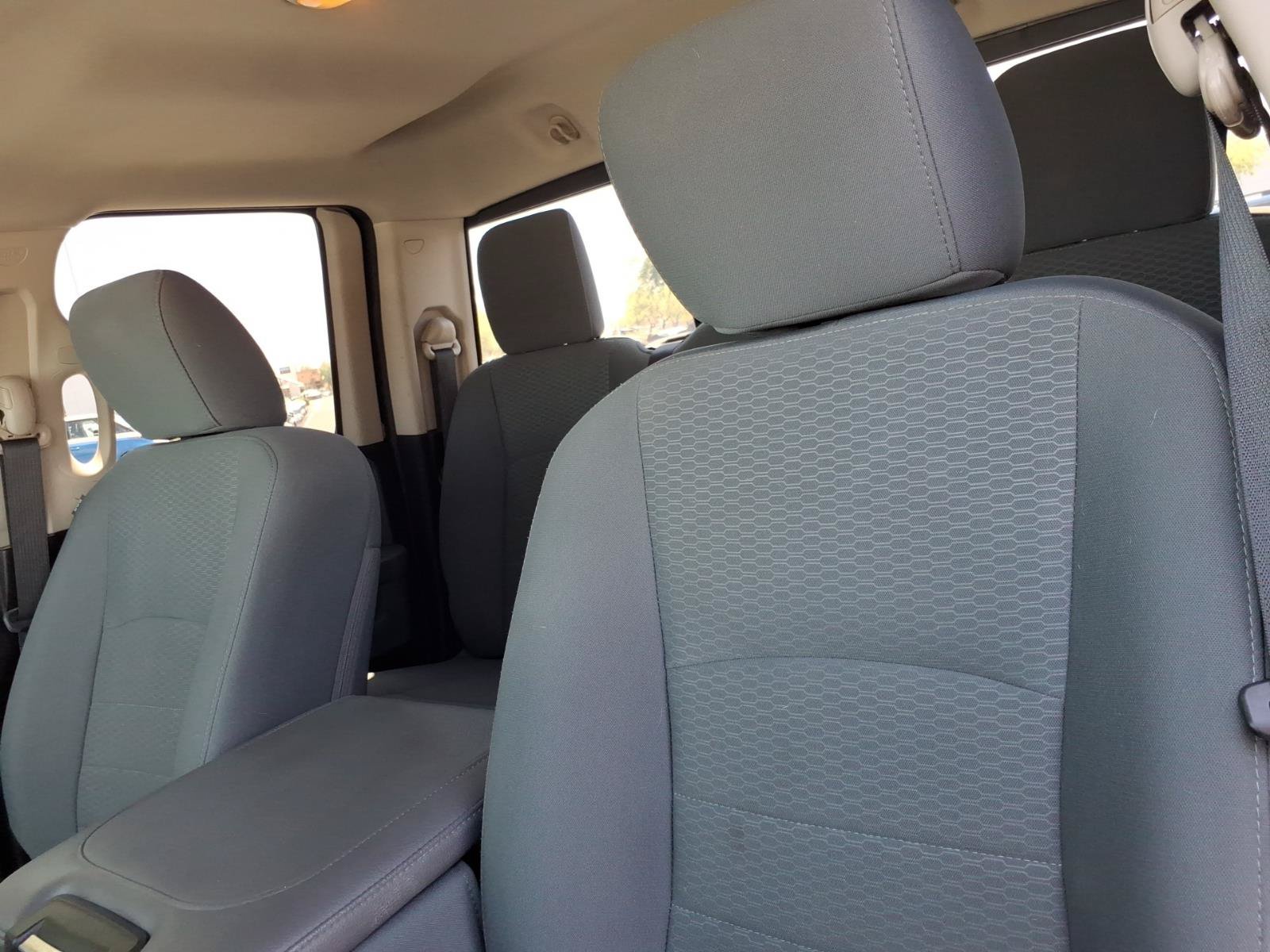 Used 2016 RAM 1500 Classic SLT RWD image 23