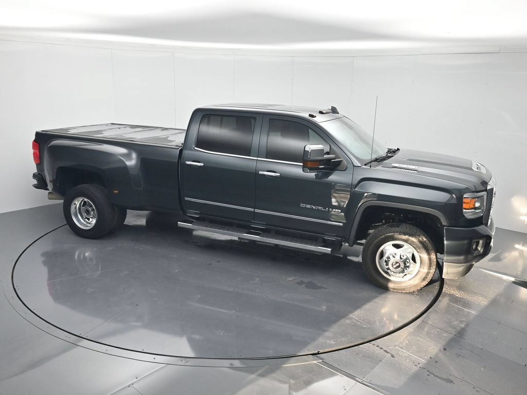 Used 2018 GMC Sierra 3500 Denali w/ Duramax Plus Package AWD/4WD image 32