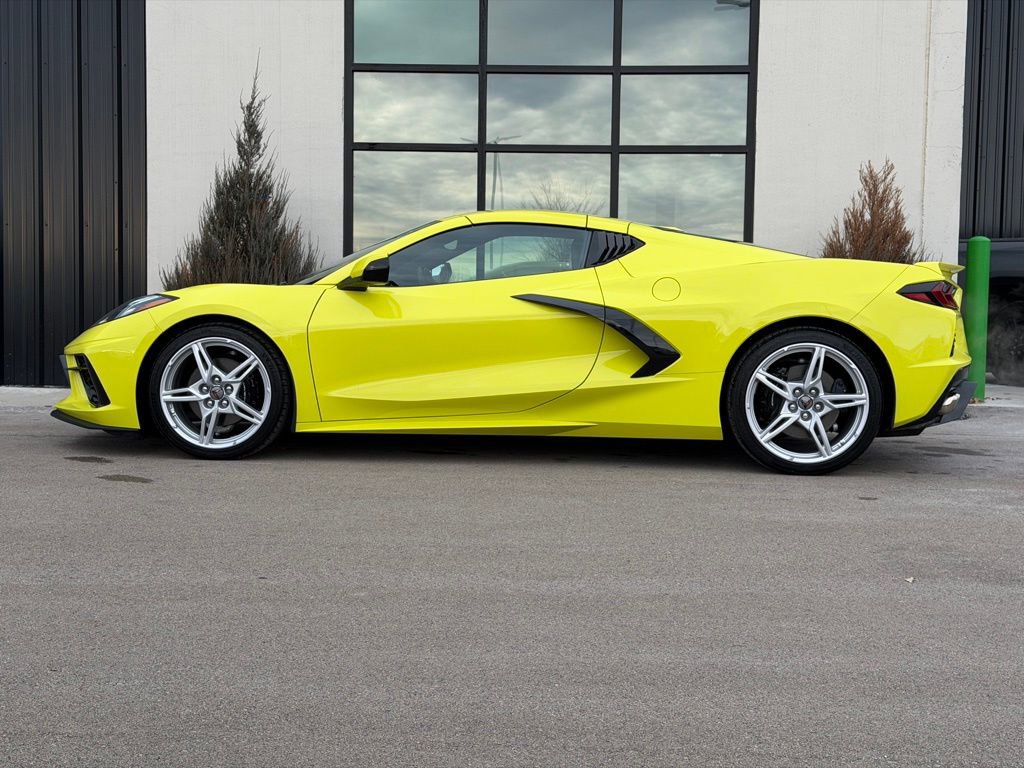 Used 2023 Chevrolet Corvette Stingray Preferred Cpe w/ 2LT image 2