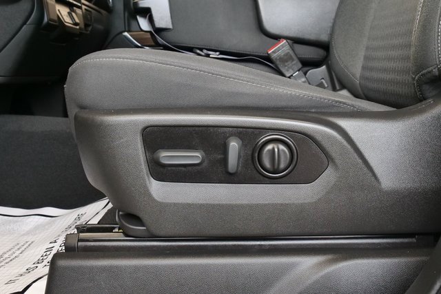 Used 2022 Chevrolet Silverado 1500 LT image 12