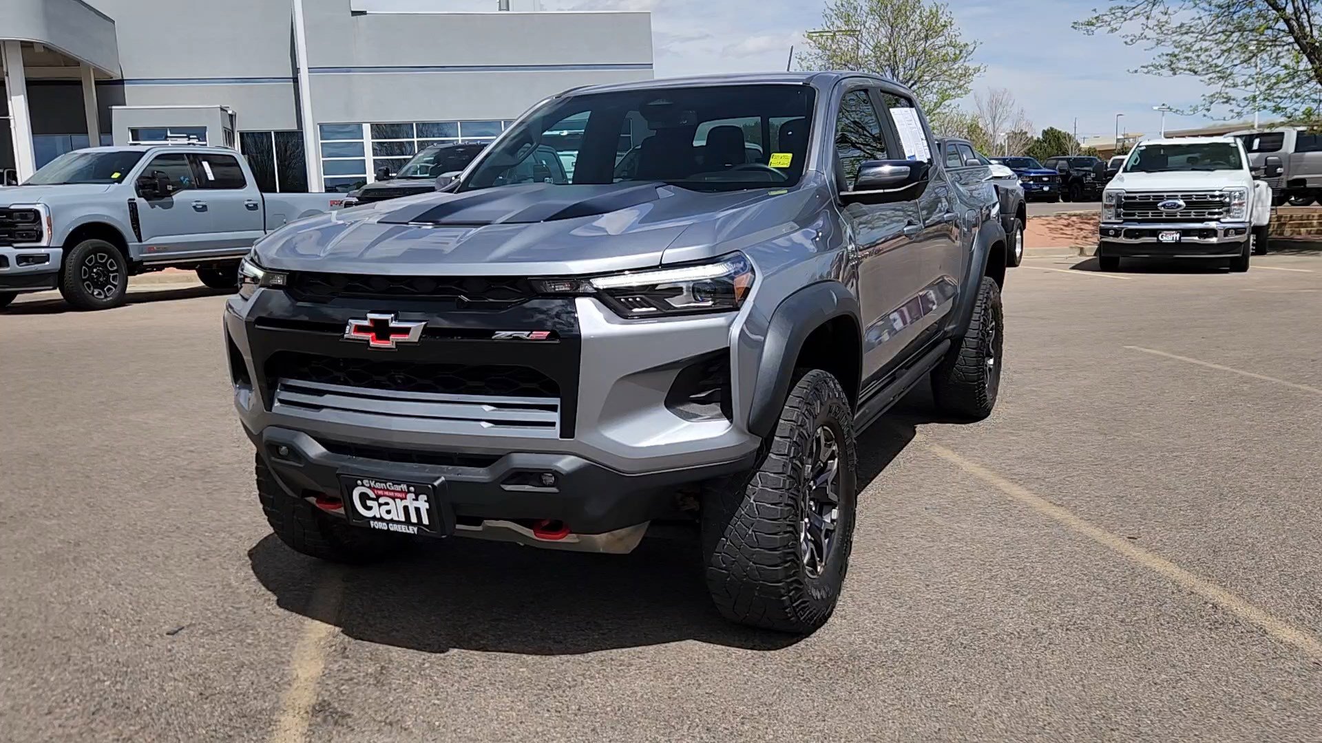 Used 2024 Chevrolet Colorado ZR2 w/ Technology Package AWD/4WD image 3