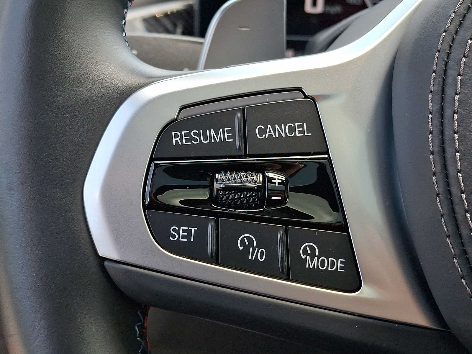 Used 2025 BMW X5 M60i AWD/4WD image 17