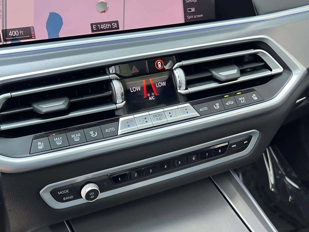 Used 2020 BMW X5 M50i w/ Executive Package AWD/4WD image 25