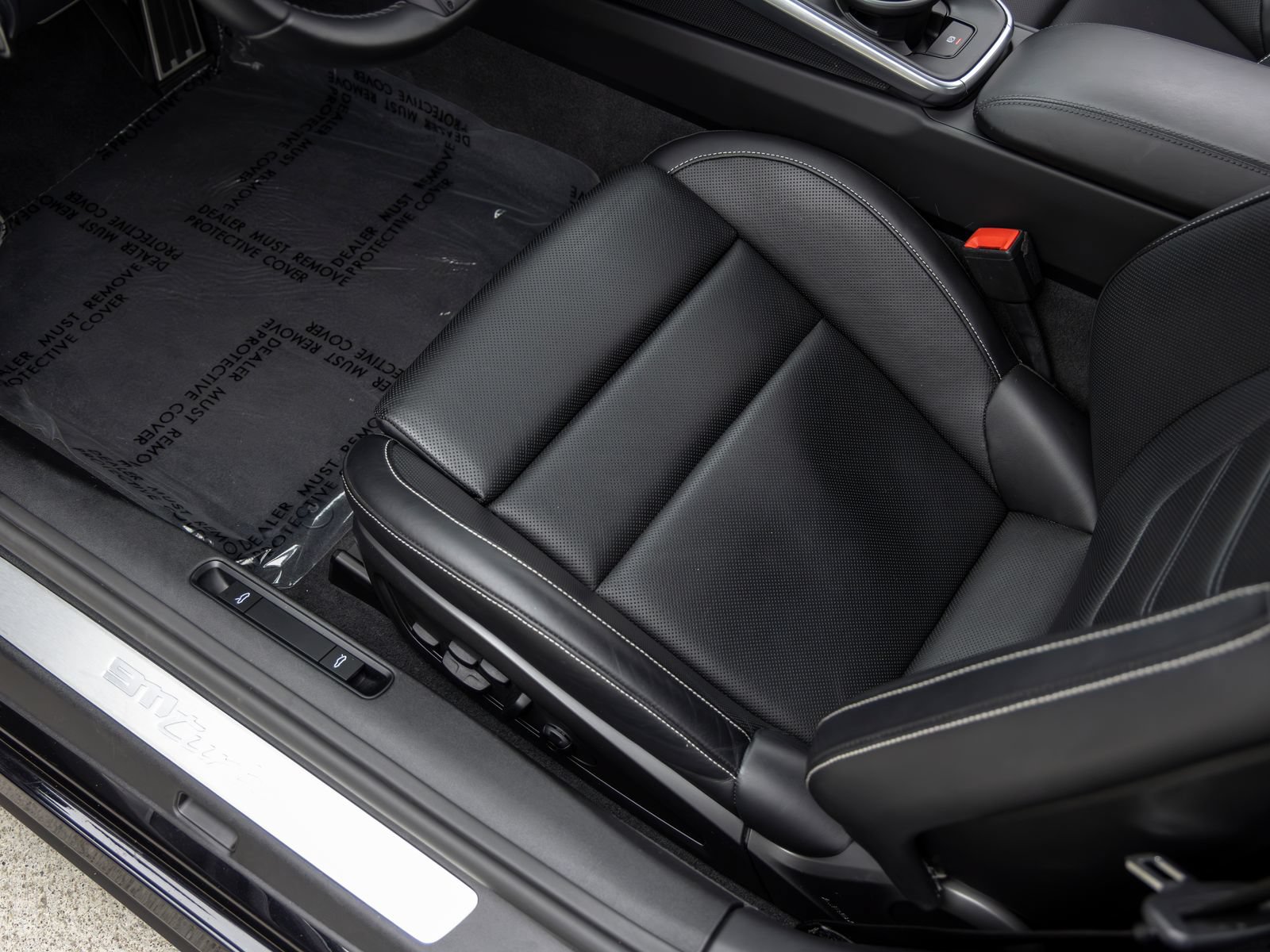 Certified 2023 Porsche 911 Turbo AWD/4WD image 31