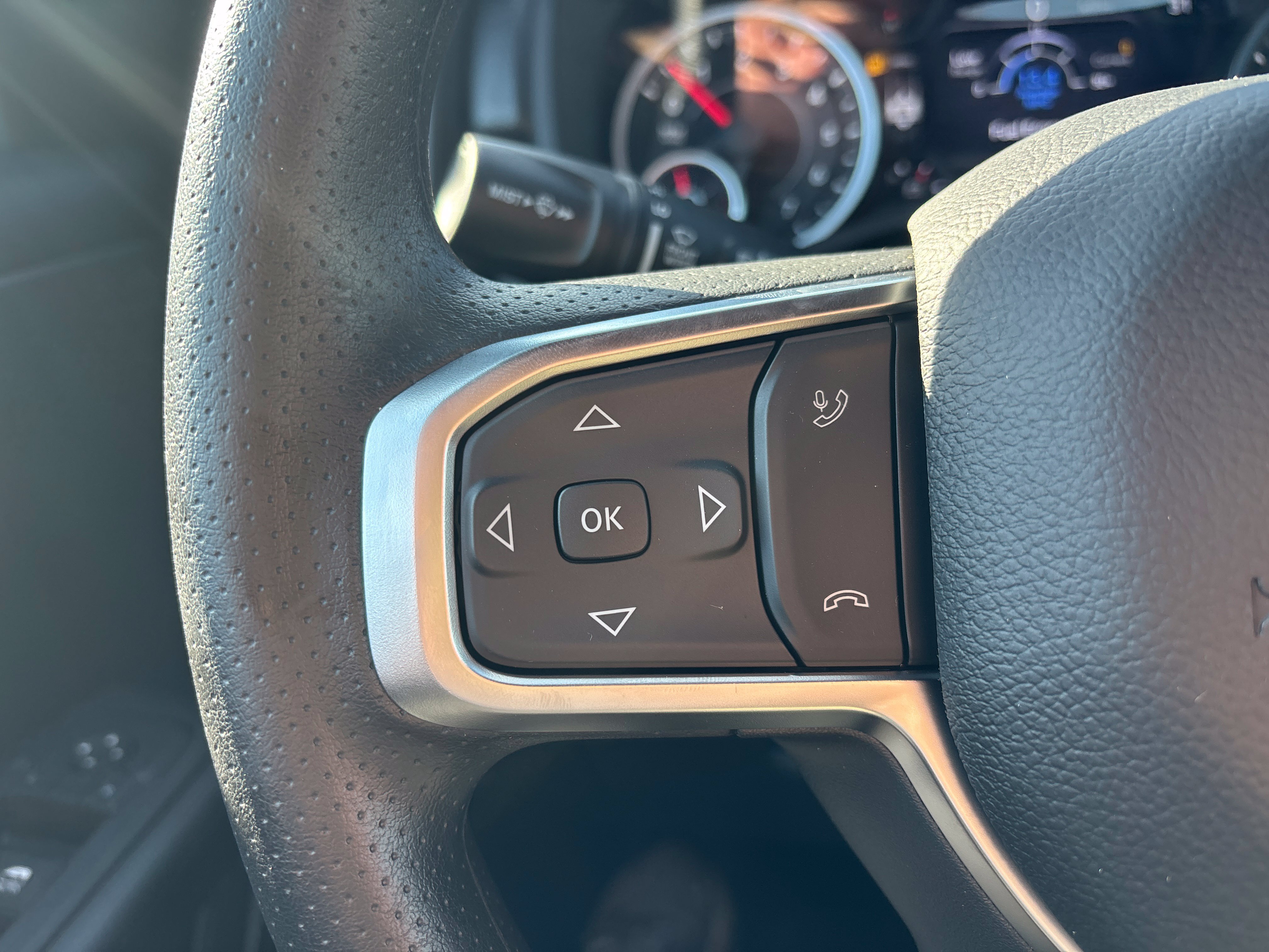 New 2027 RAM 1500 Express AWD/4WD image 13