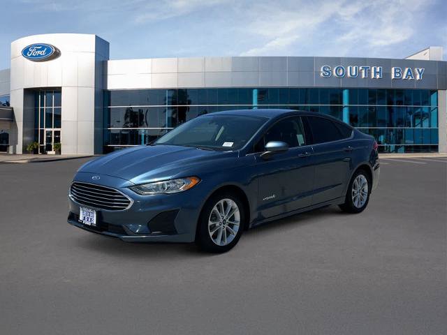 Certified 2019 Ford Fusion SE FWD image 1
