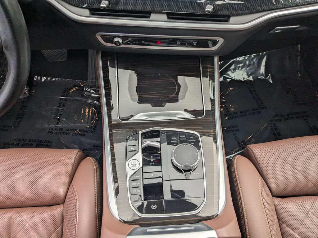 Used 2024 BMW X5 sDrive40i w/ Premium Package RWD image 6