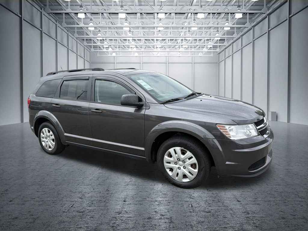 Used 2017 Dodge Journey SE w/ Flexible Seating Group FWD image 10