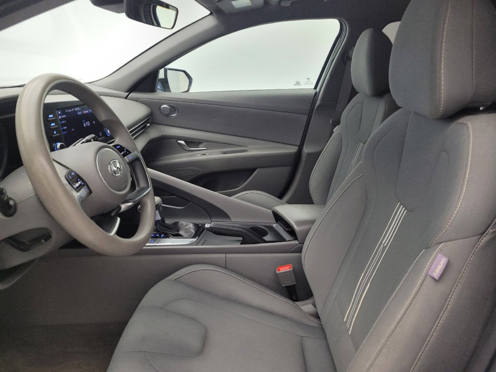 Used 2021 Hyundai Elantra SEL FWD image 17
